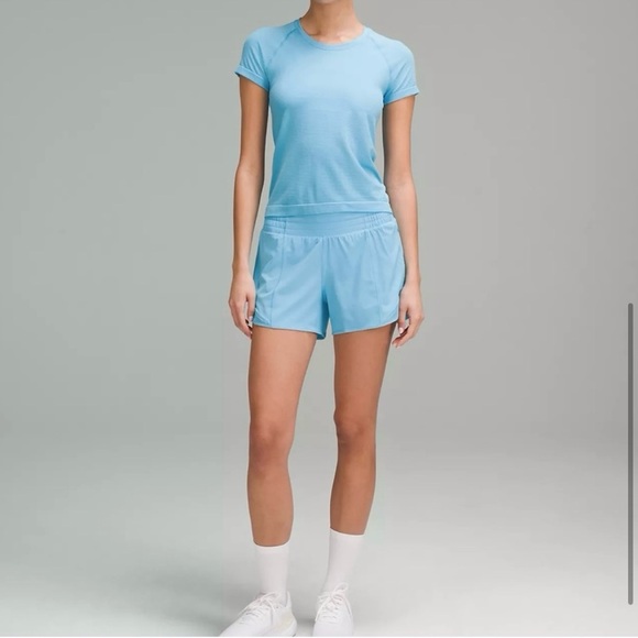 NWT- Lululemon Hotty Hot High-Rise Lined Short 4" Kayak Blue - Picture 2 of 12